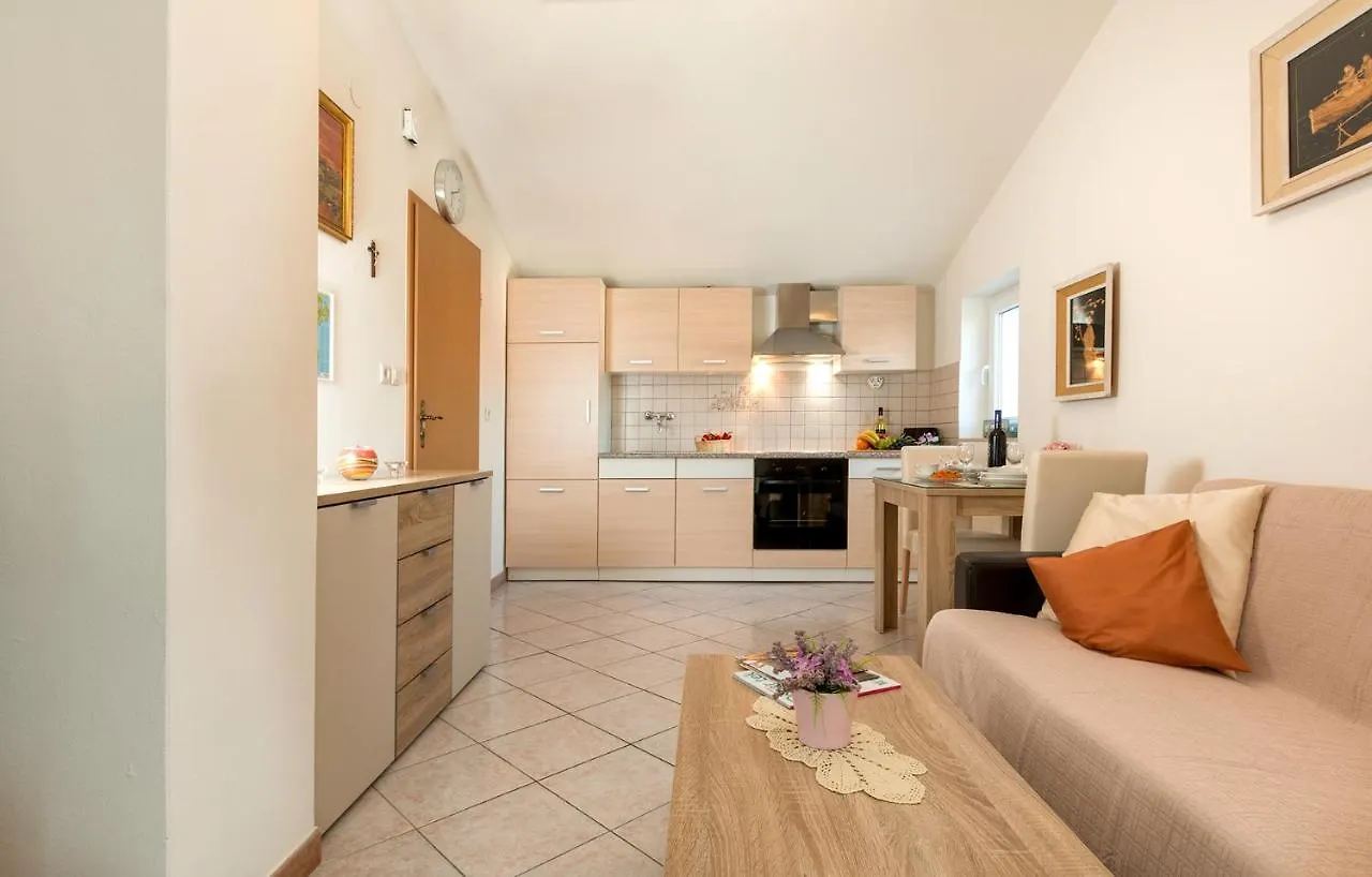 Apartments Palma Pula Croatia