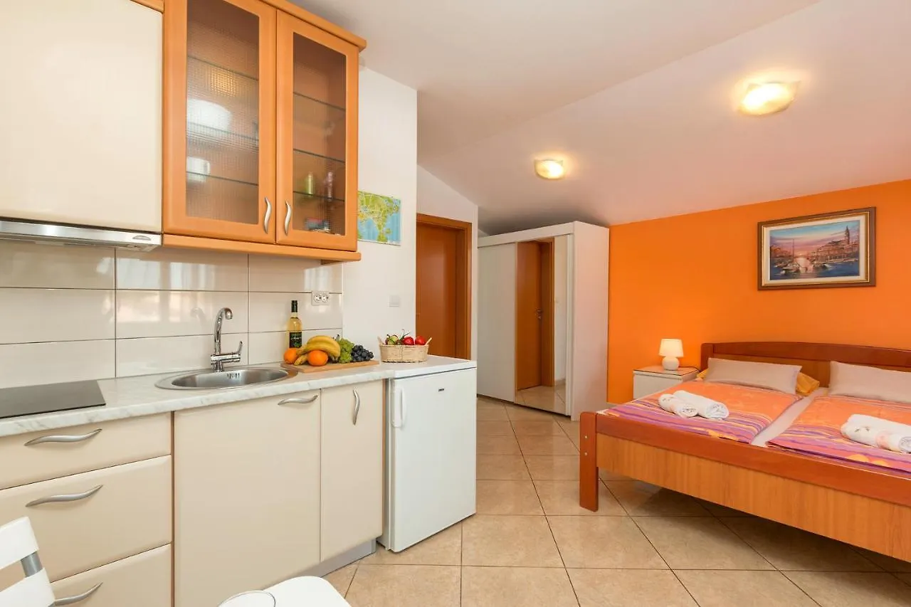 Apartments Palma Pula