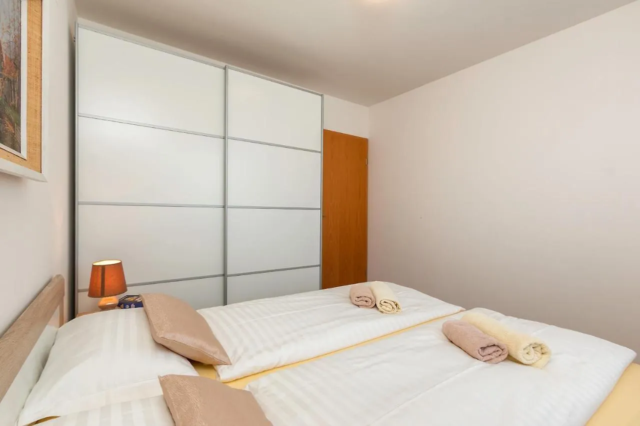Apartments Palma Pula